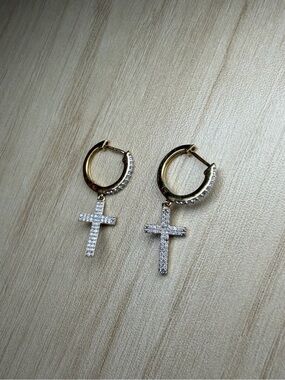 Men's Diamond Cross Hoop Dangle Earrings 1/4 ct tw Round-cut 10K Yellow Gold